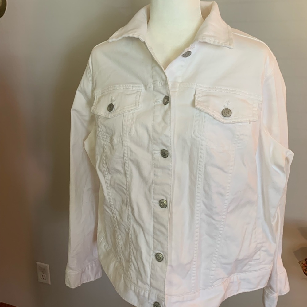 White denim jacket - Picture 2 of 3